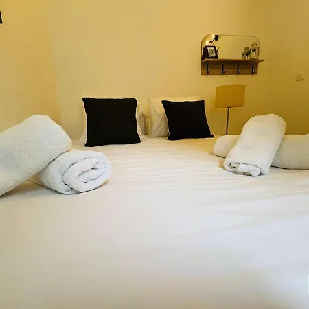 Eiffel Tower By Melvane Apartman *
