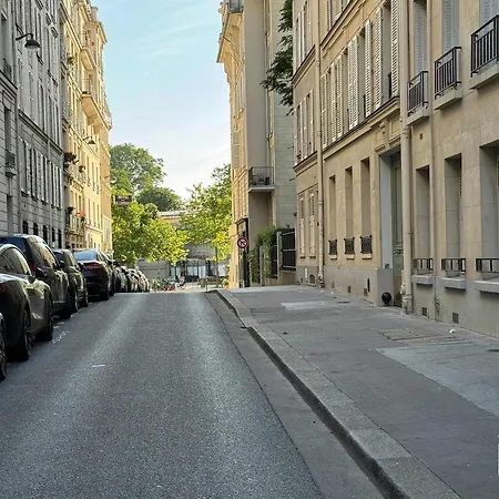 Eiffel Tower By Melvane *